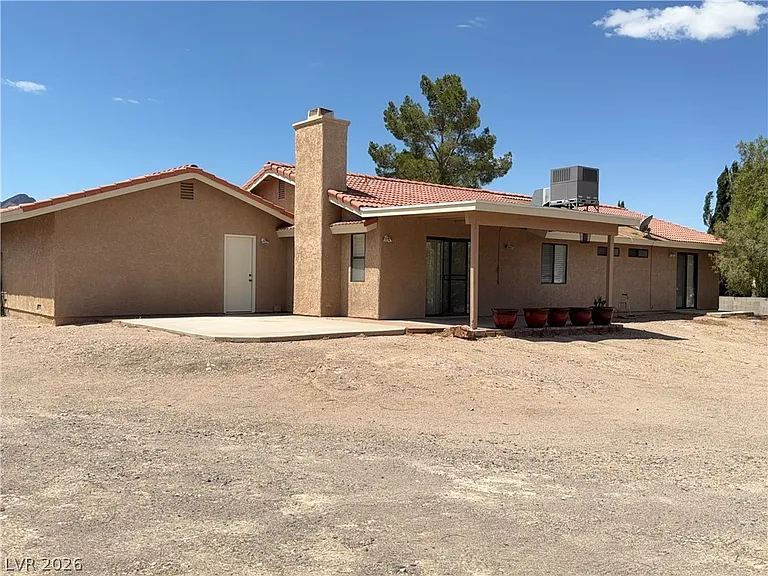 1560 Albino Dr — Photo 21
