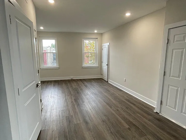 507 Christian St — Photo 34