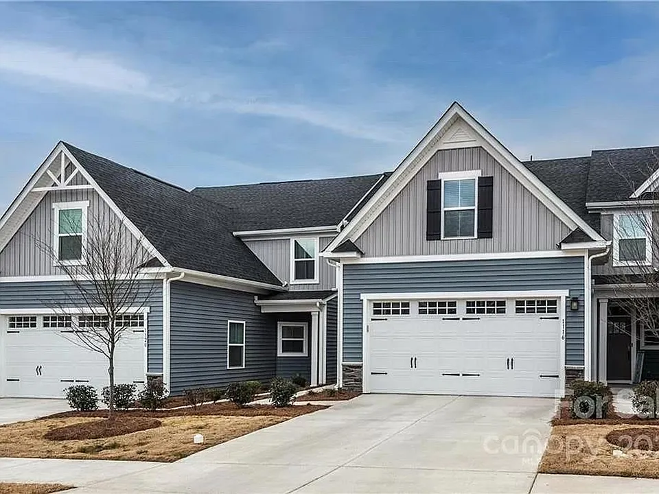 1116 Stella Ct