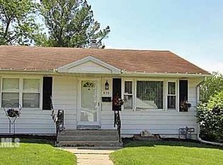 958 Jefferson Dr, Freeport, IL 61032