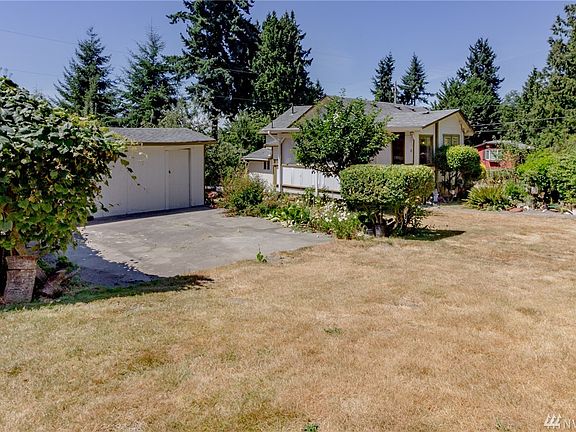 5th image of 3231 S 164th St