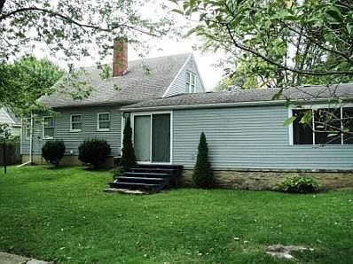 3rd image of 320 Uhler Ave