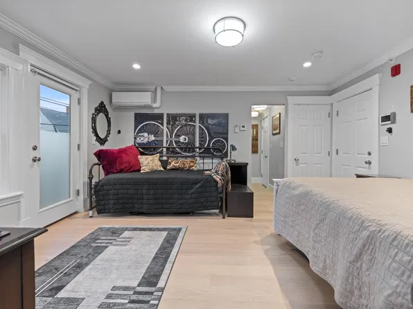 600 Shirley St, Winthrop, MA 02152
