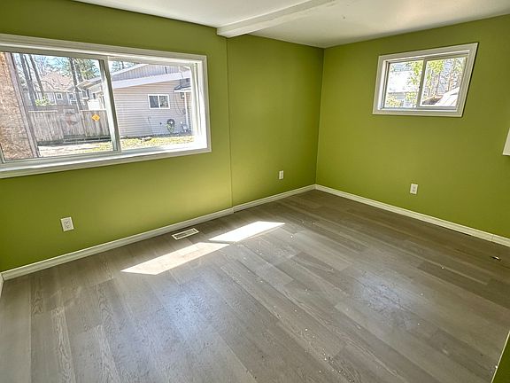 2nd image of 86 30th St N
