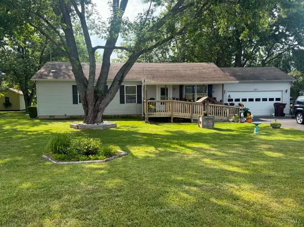 502 Waynoka Dr, Lake Waynoka, OH 45171