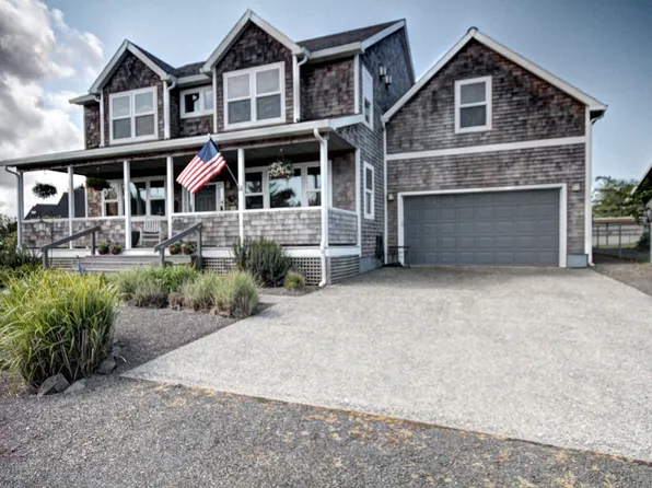 31311 O Pl, Ocean Park, WA 98640