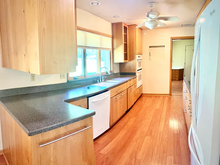 1031 Richards Ave #4 — Photo 7