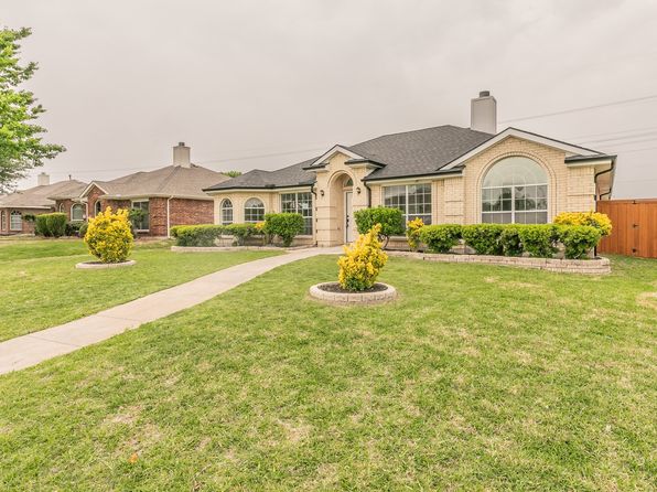 3819 Rosewood Ln, Sachse, TX 75048