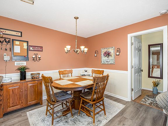 5th image of 10224 Crossbow Ct APT 3