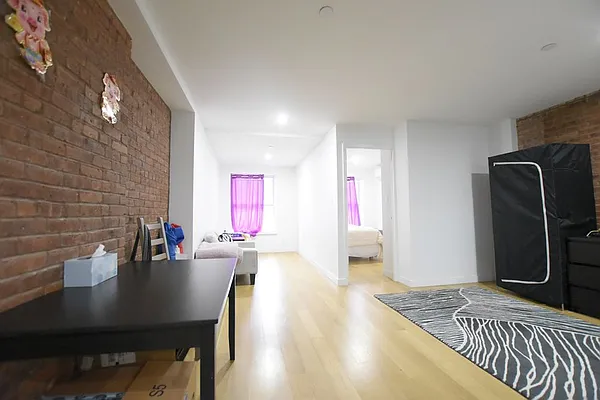 Rented by REAL New York | media 10