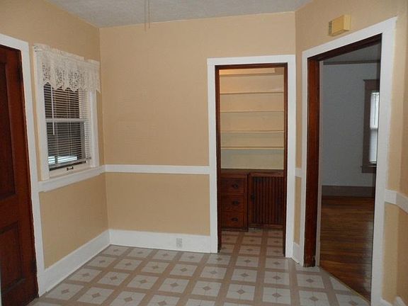 5th image of 2222 N 18th St