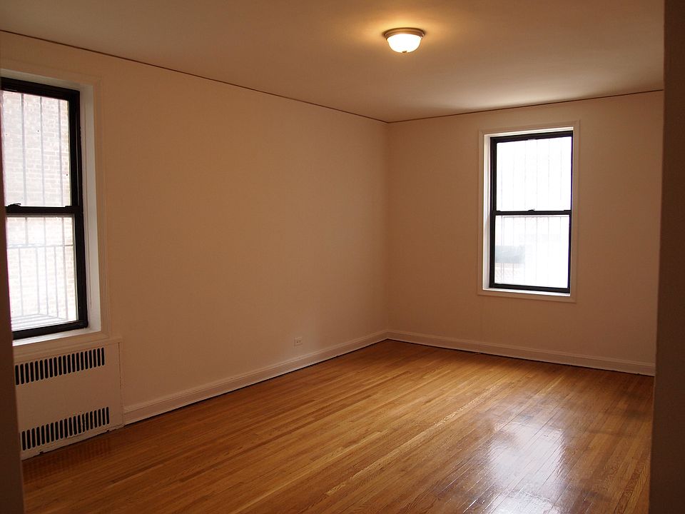 Building Photo 3