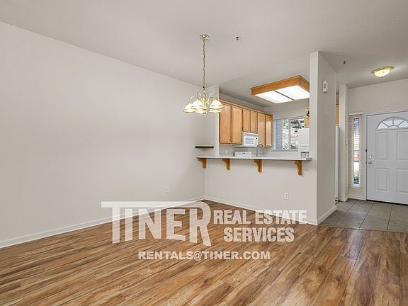 3rd image of 7322 York Town Pl Unit 903