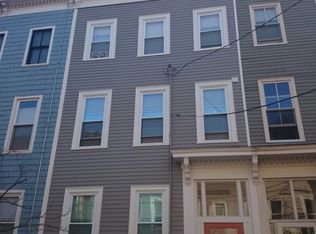 81 Russell St, Charlestown, MA 02129