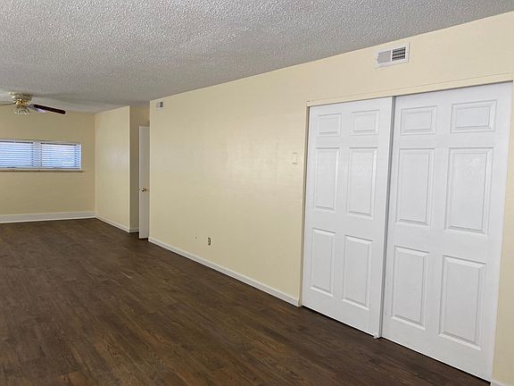 4th image of 116 S Broadway Ave APT A