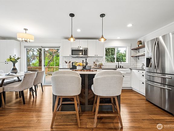 3rd image of 12751 SE 164th Street