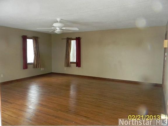3rd image of 404 E 3rd Ave