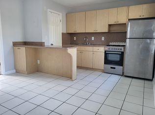 921 SW 4th St, Fort Lauderdale, FL 33312