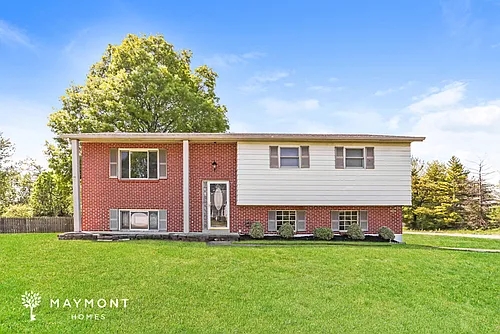 8023 Barret Rd Photo 1
