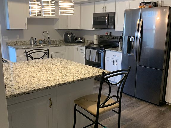 3rd image of 508 Waters St