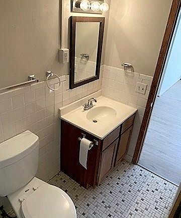 2nd image of 117 W Church St #304