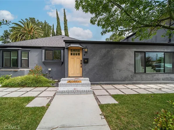 2925 W Oak St, Burbank, CA 91505