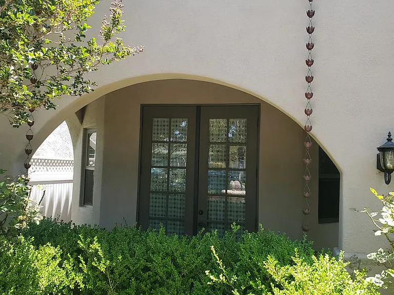 431 I Ave — Photo 2