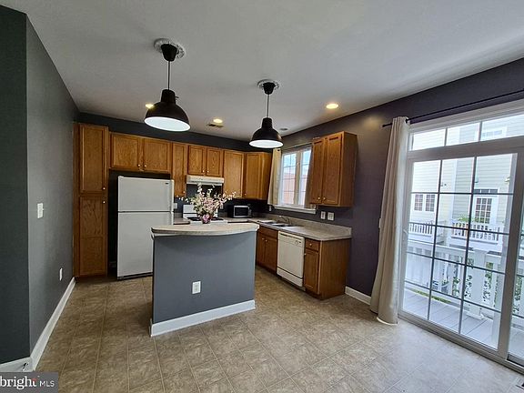 2nd image of 2126 Little Sorrel Way