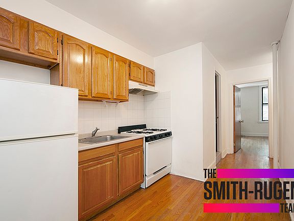 4th image of 341 E 5th St #4