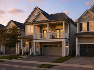 25 Merritt Ln, Brantford, ON N3T 0E9