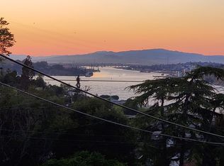 1435 Rose St, Crockett, CA 94525