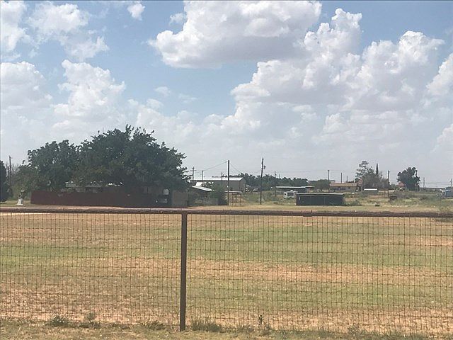 1st image of 601 E County Road 132
