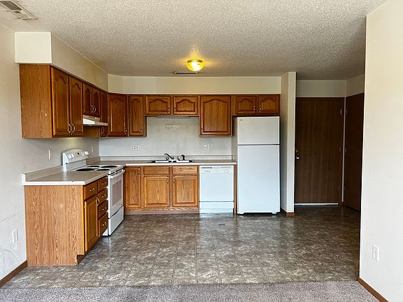 3rd image of 310 Scott Ct APT 5