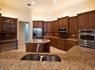 3590 Birch Ter, Davie, FL 33330