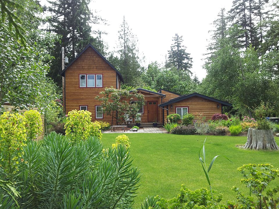 1st image of 611 75th Way NE