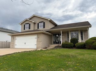 1811 Cumberland Dr, Plainfield, IL