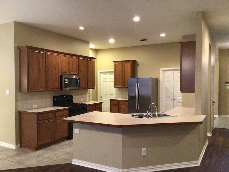 823 Fleetwood Cove Dr — Photo 5