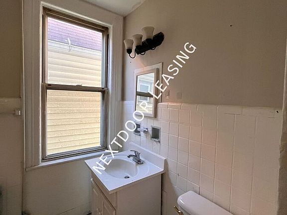 3rd image of 76 Pearsall Ave #2M