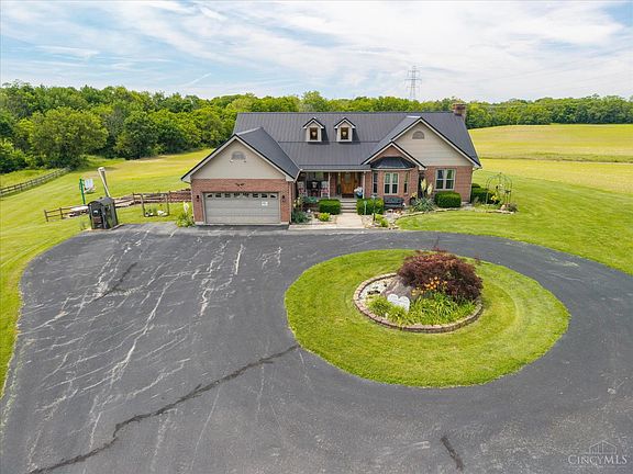 3rd image of 741 Penn Ln