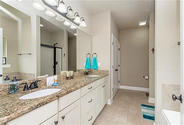 43293 Quiet Lake Dr — Photo 16