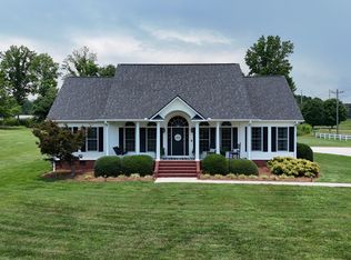 20 Bonnie Pearl Ln, Cleveland, GA 30528