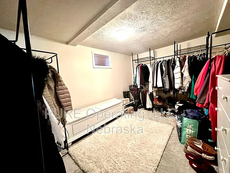 5724 Rees St — Photo 50