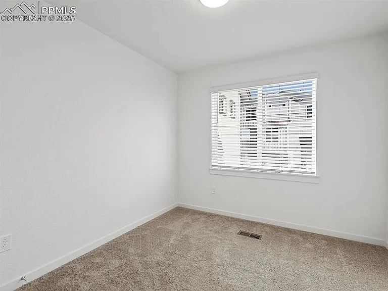 888 Beckton Hts — Photo 30