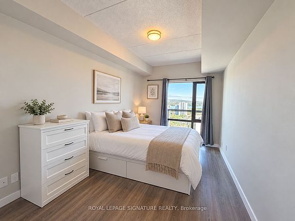4th image of 15 Queen St S #2110