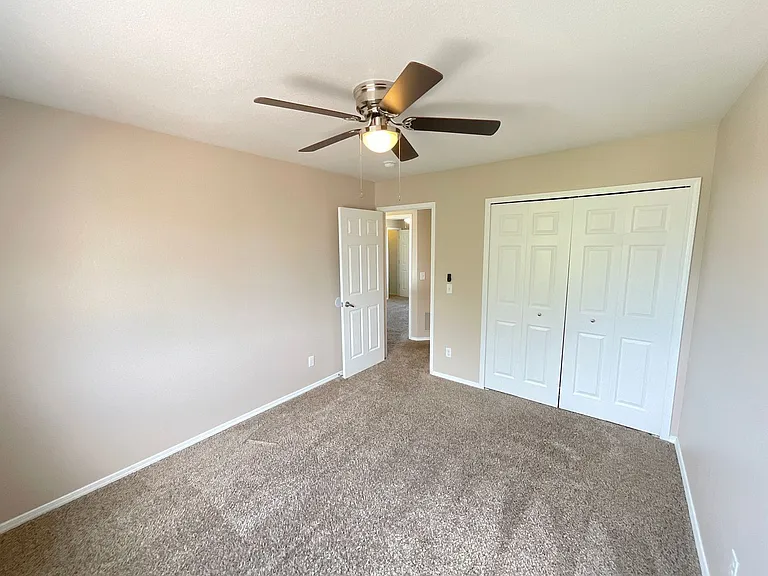 2579 Weyburn Way — Photo 34