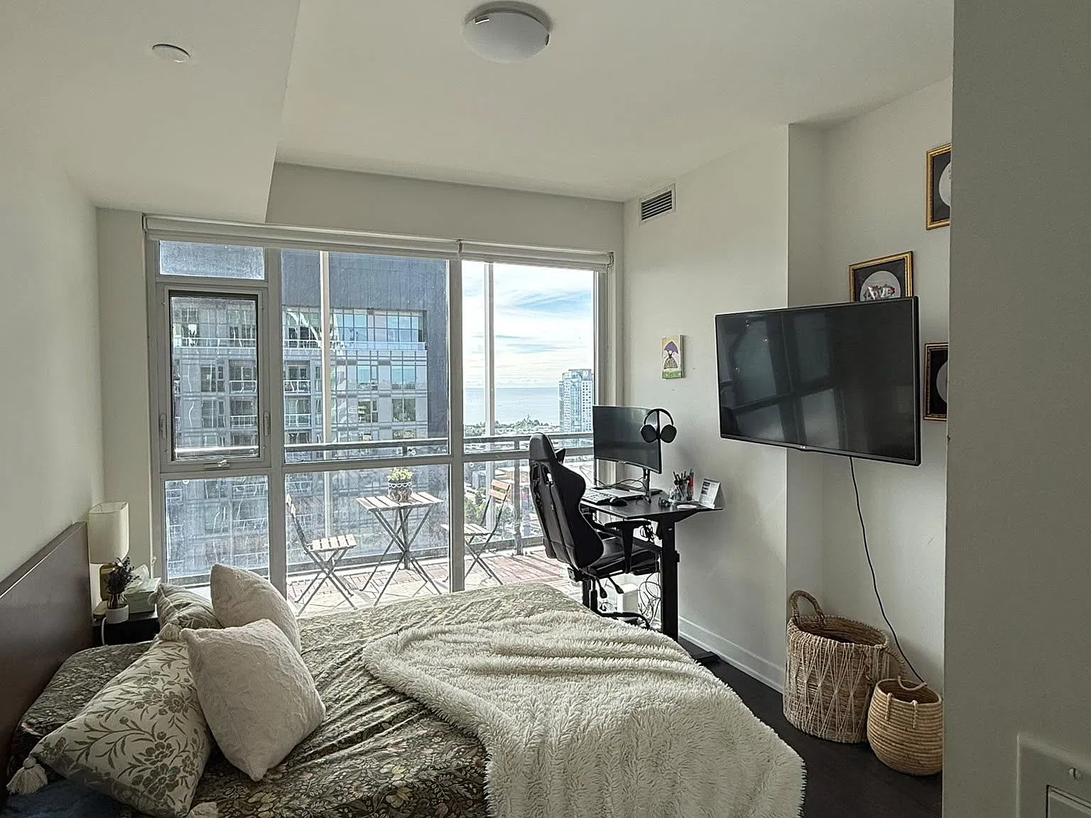 2 bed, $3,500 — Photo 4