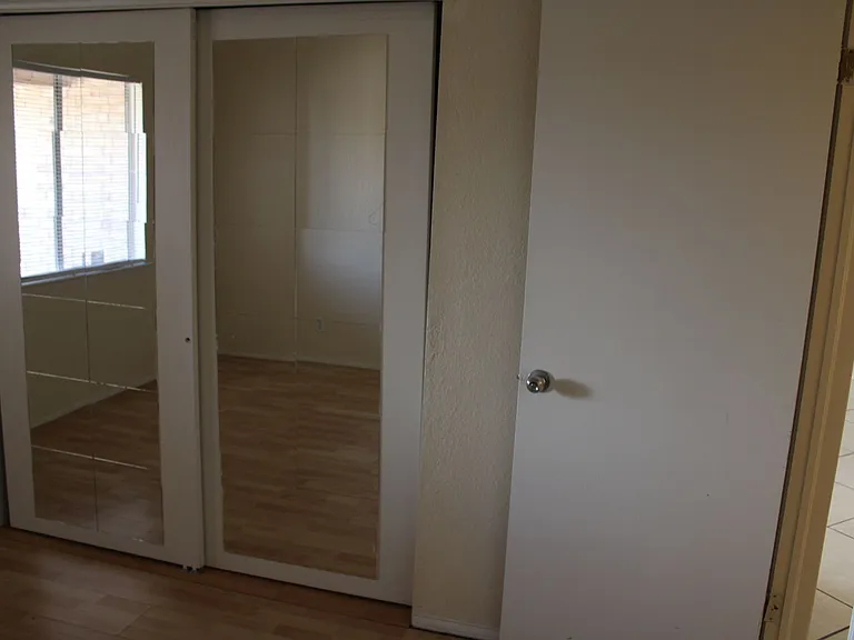 5947 Deer Ave — Photo 11