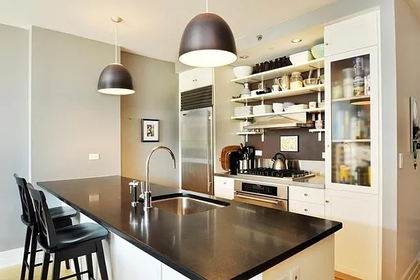 Rented by Corcoran | media 31