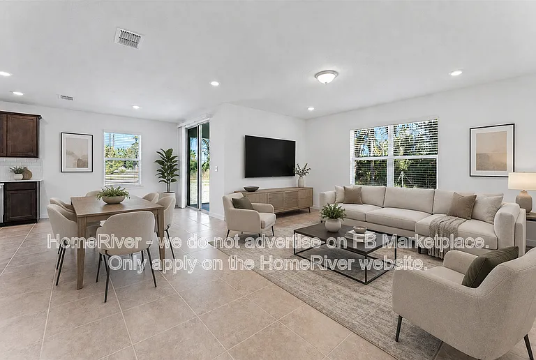 10826 Sapphire Breeze Cv — Photo 3