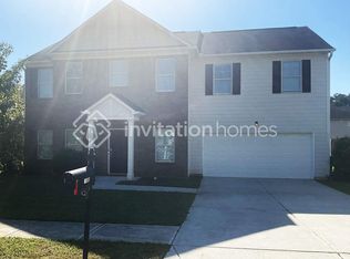 1611 Ewing Farm Dr, Loganville, GA 30052